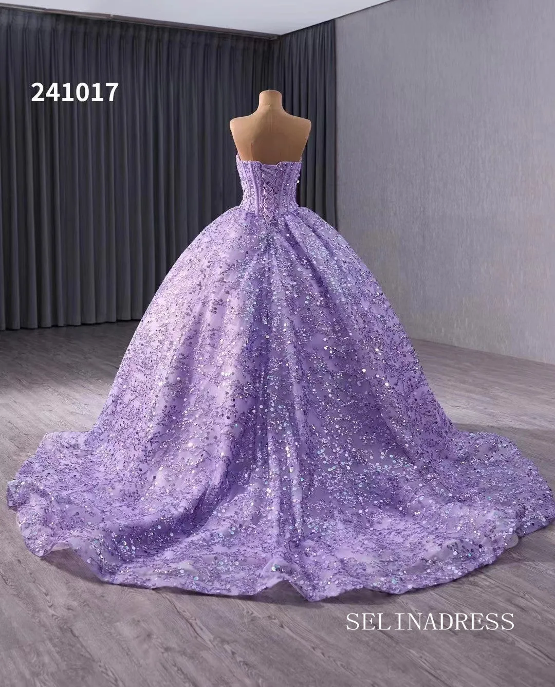 Lilac Beaded Ball Gown Wedding Dress Sweetheart Quinceanera Dress 241017