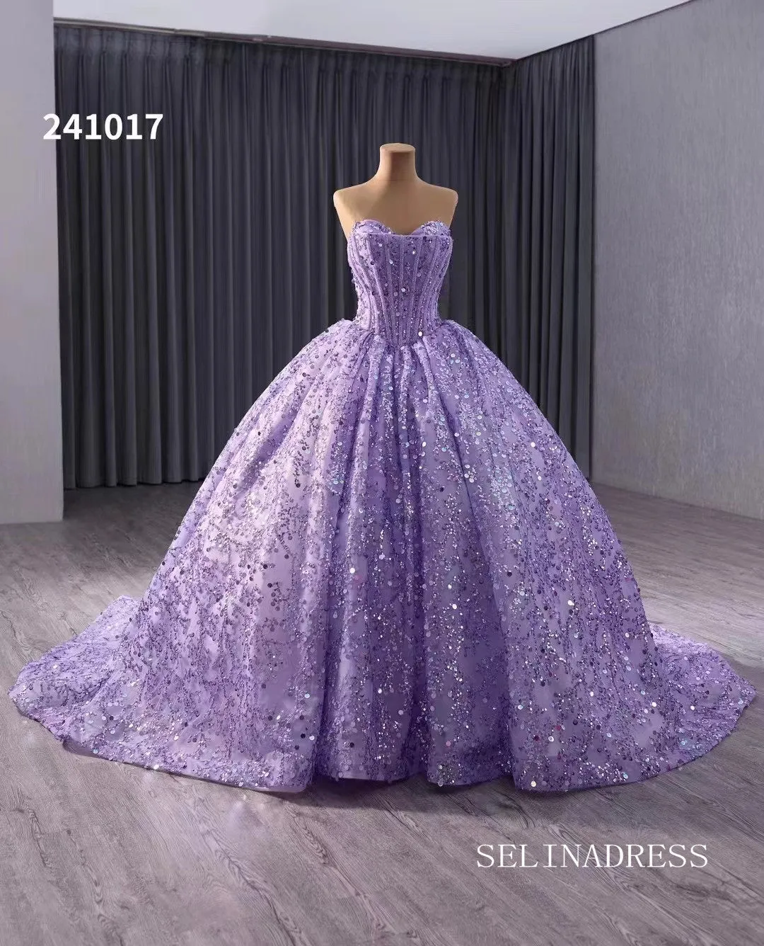 Lilac Beaded Ball Gown Wedding Dress Sweetheart Quinceanera Dress 241017